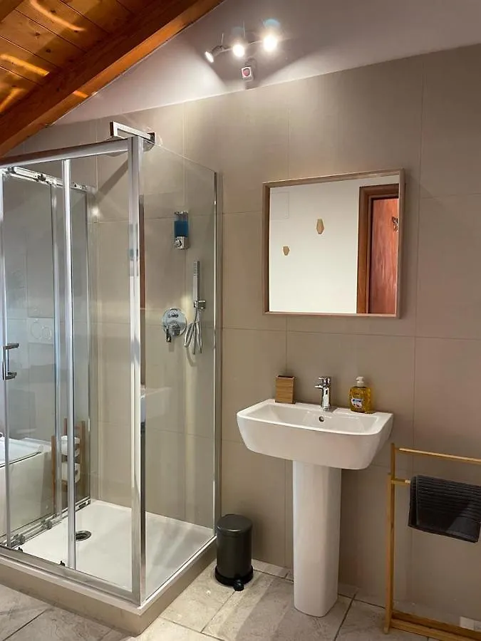 Bed & Breakfast Bed&Breakfast Milano Malpensa Bed and Breakfast Busto Arsizio